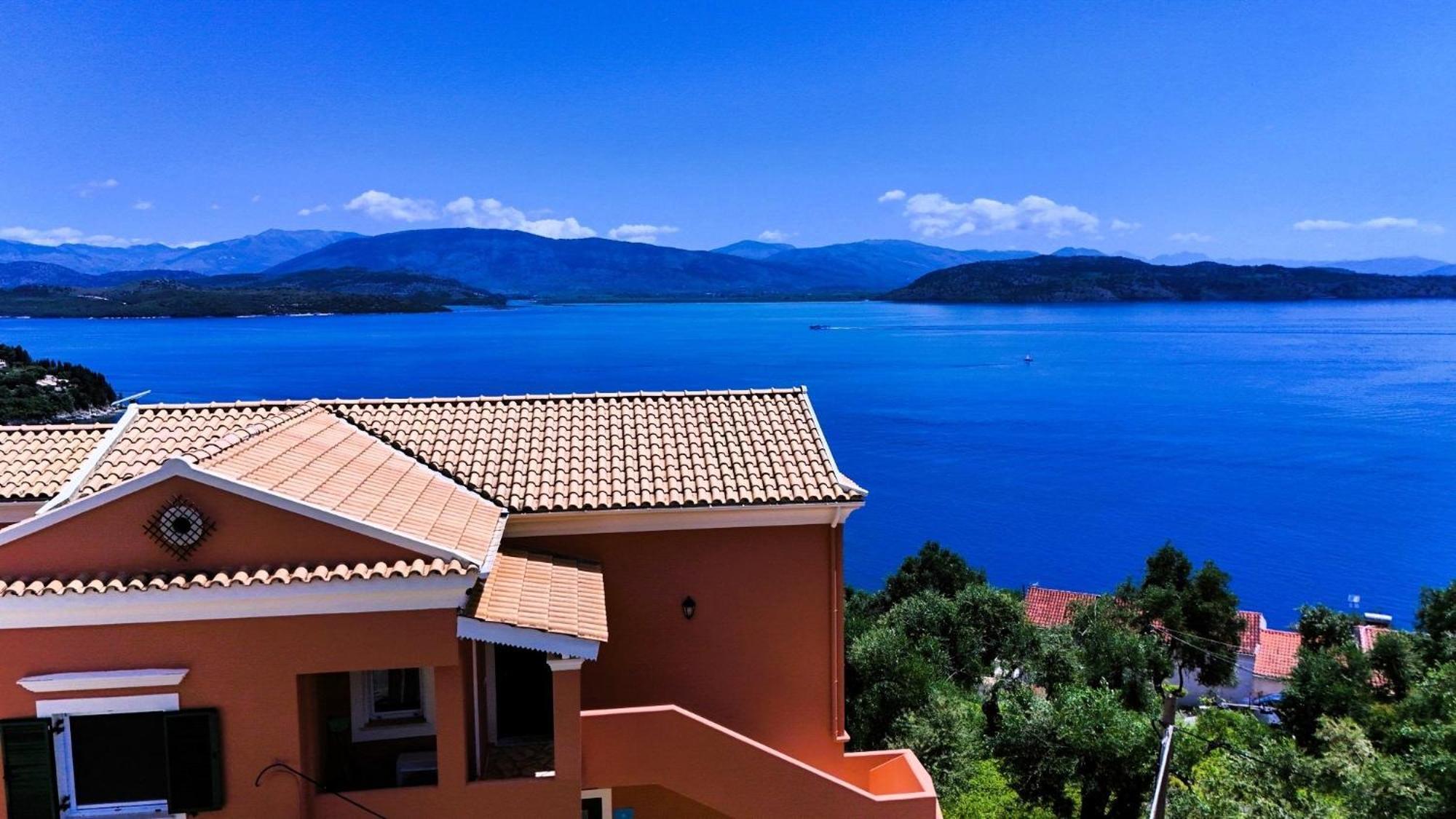 Clios House Holiday home Kavalleraina